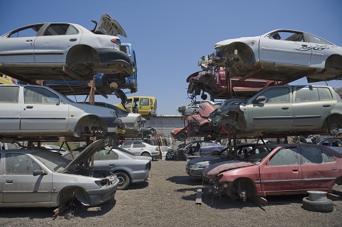 voiture à la casse